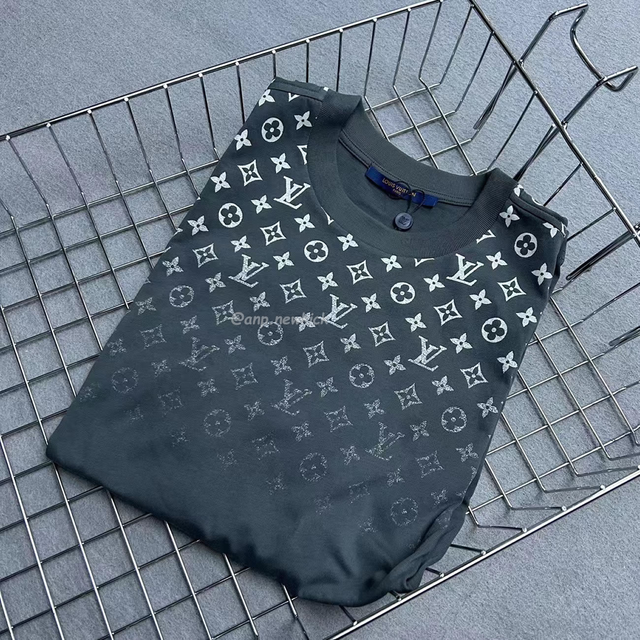 Louis Vuitton Lv Gradient Cotton T Shirt (3) - www.newkick.vip